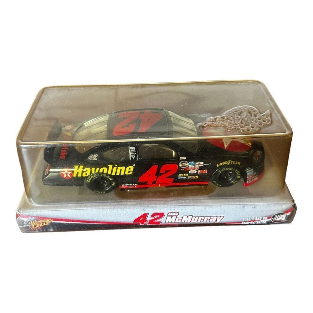 Action Racing Collectibles NASCAR Jamie McMurray 2005 Car NIB